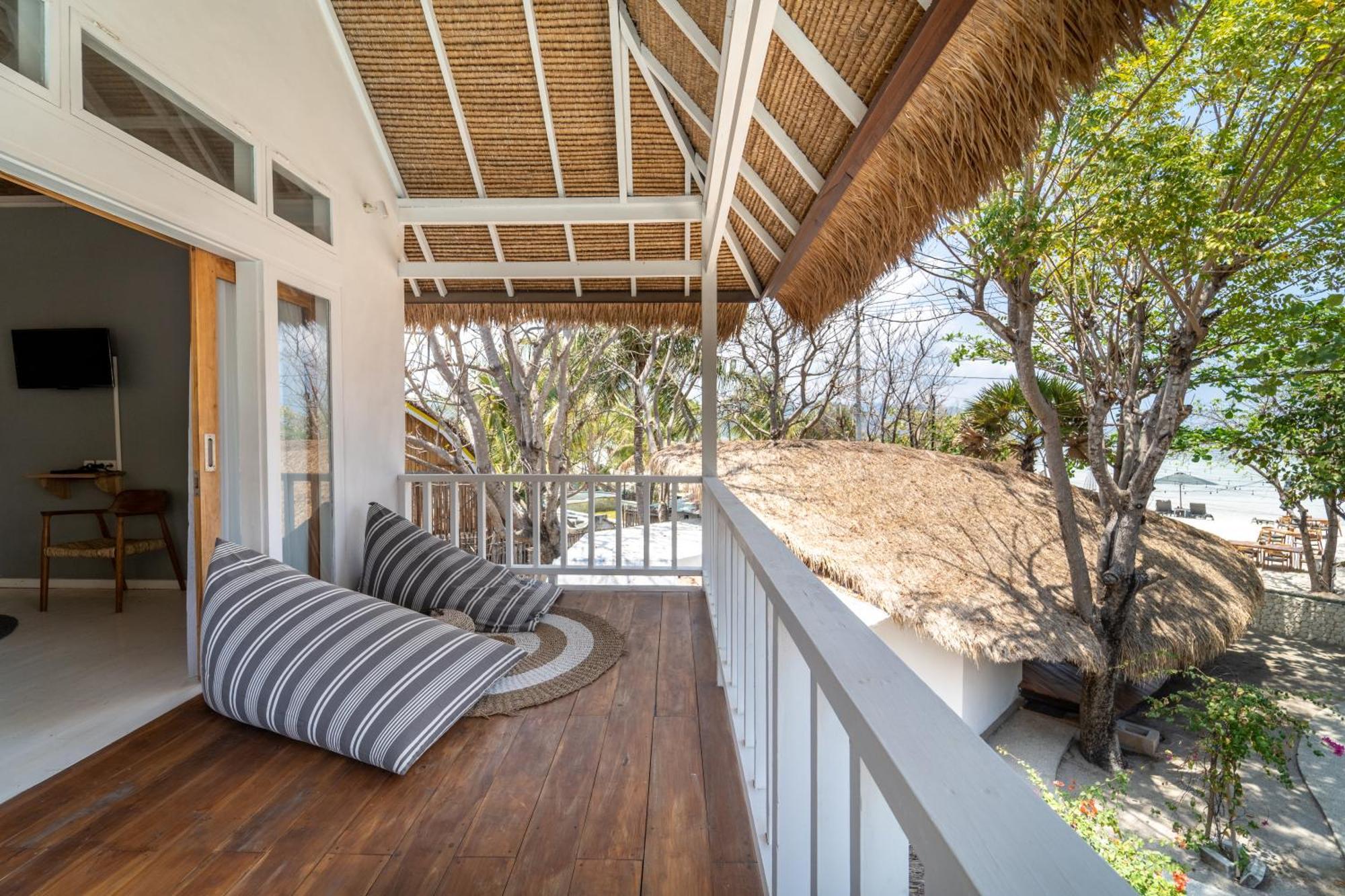Mowies On The Beach Gili Air Exterior foto
