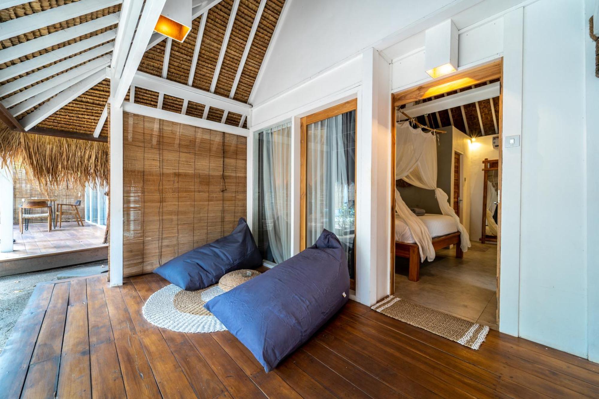 Mowies On The Beach Gili Air Exterior foto
